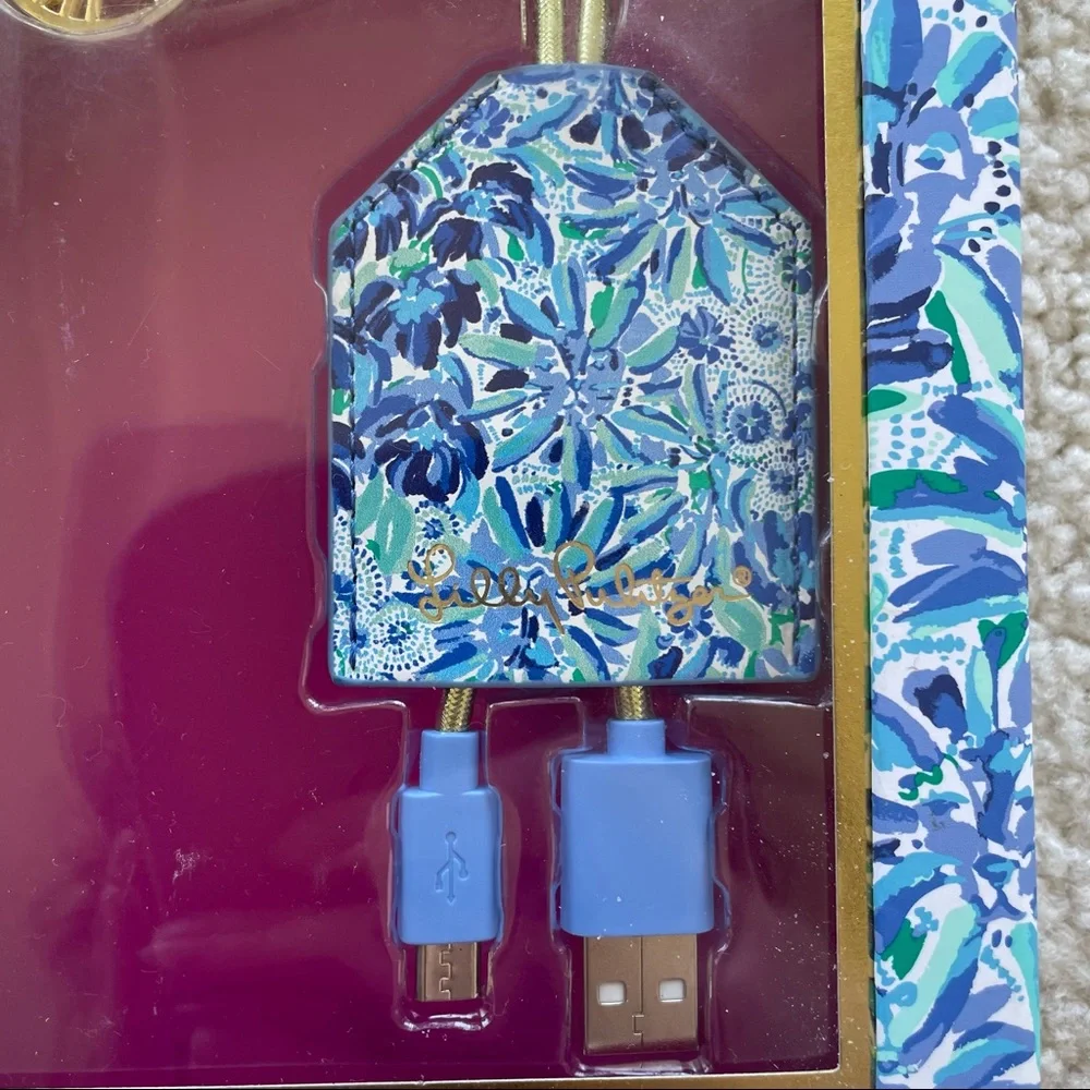 Lilly Pulitzer Charging Tag